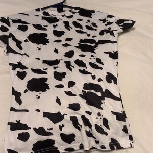 SHEIN Black and White Cow Print Short Sleeve Tee